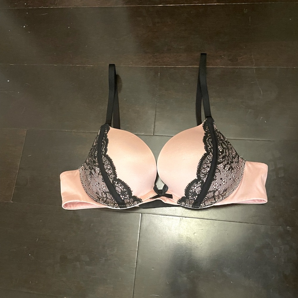 Victoria secret push up bra